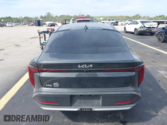 ✅ 2025 Kia K4 EX • VIN: 3KPFU4DE9SE110969 • Lot: 43622808. Wystawiony na IAAI z przebiegiem 4 397 mil. Bezpłatny archiwum sprzedaży aukcyjnych z USA i szczegółowy raport historii pojazdu na DreamBid. Zdjęcie 16.