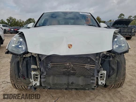 ✅ 2018 Porsche Cayenne • VIN: WP1AA2A2XJKA02968 • Lot: 94267785. Listed on Copart with 103,838 mi. Free auction sales archive from the USA and detailed vehicle history report at DreamBid. Image 5.