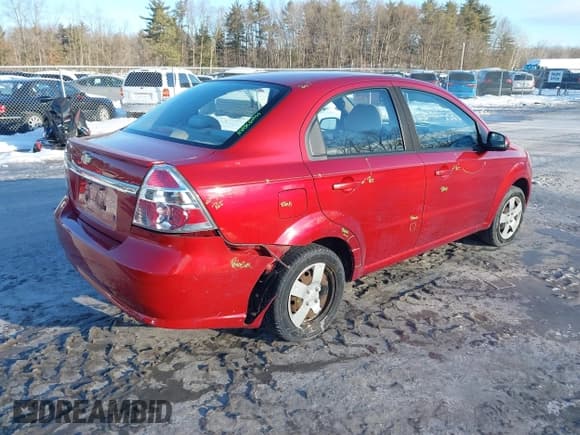 ✅ 2011 Chevrolet Aveo 1LT • VIN: KL1TD5DE9BB185331 • Lot: 41580030. Wystawiony na IAAI z przebiegiem 119 501 mil. Bezpłatny archiwum sprzedaży aukcyjnych z USA i szczegółowy raport historii pojazdu na DreamBid. Zdjęcie 4.
