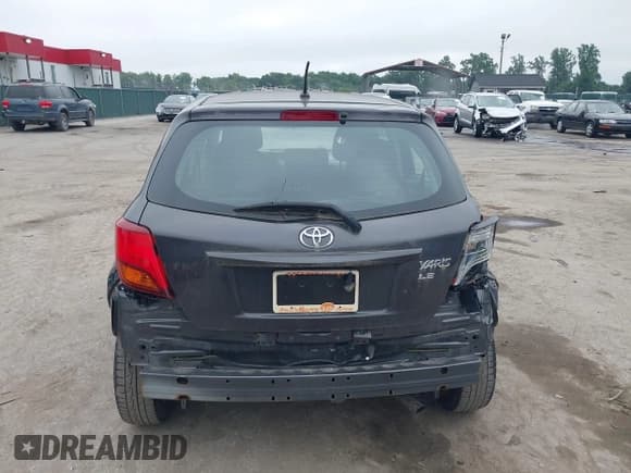 ✅ 2015 Toyota Yaris L • VIN: VNKKTUD36FA052769 • Лот: 42964638. Опубликован ранее на IAAI с пробегом 116 576 миль. Бесплатный доступ к архиву аукционных продаж из США и подробный отчёт об истории автомобиля на DreamBid. Изображение 16.