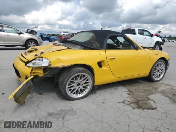 ✅ 2002 Porsche Boxster • VIN: WP0CA29842U621851 • Lot: 56872965. Wystawiony na Copart z przebiegiem Nie podano. Bezpłatny archiwum sprzedaży aukcyjnych z USA i szczegółowy raport historii pojazdu na DreamBid. Zdjęcie 3.