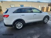 ✅ 2017 Kia Sorento LX • VIN: 5XYPGDA5XHG197339 • Lot: 92505135. Listed on Copart with 162,791 mi. Free auction sales archive from the USA and detailed vehicle history report at DreamBid. Image 3.