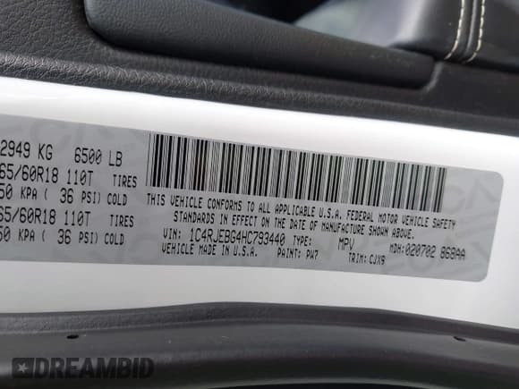 ✅ 2017 Jeep Grand Cherokee Limited • VIN: 1C4RJEBG4HC793440 • Lot: 42187890. Wystawiony na IAAI z przebiegiem 128 392 mil. Bezpłatny archiwum sprzedaży aukcyjnych z USA i szczegółowy raport historii pojazdu na DreamBid. Zdjęcie 9.