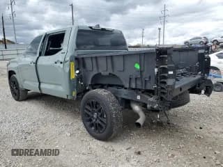 ✅ 2025 Toyota Tundra SR5 • VIN: 5TFWA5DB4SX258015 • Lot: 85665805. Listed on Copart with 21,040 mi. Free auction sales archive from the USA and detailed vehicle history report at DreamBid. Image 2.