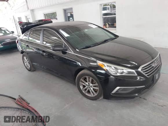 2016 Hyundai Sonata 2.4L z VIN 5NPE24AF1GH418140, wystawiony jako IAAI lot #42116369 z przebiegiem 197 065 mil mil oraz . Historia ofert i sprzedaży dostępna na DreamBid. Obrazek 1.