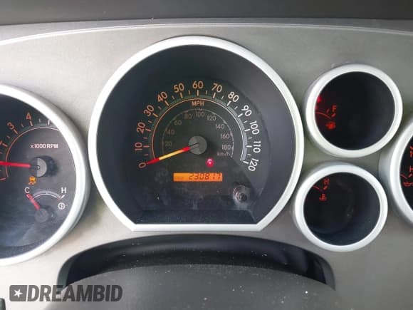 ✅ 2010 Toyota Sequoia SR5 • VIN: 5TDZM5G13AS002430 • Лот: 42128187. Опубликован ранее на IAAI с пробегом 230 817 миль. Бесплатный доступ к архиву аукционных продаж из США и подробный отчёт об истории автомобиля на DreamBid. Изображение 15.