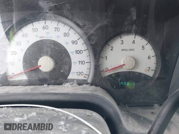 2007 Dodge Dakota ST z VIN 1D7HW22K87S256435, wystawiony jako IAAI lot #41036279 z przebiegiem 198 616 mil mil oraz . Historia ofert i sprzedaży dostępna na DreamBid. Obrazek 7.