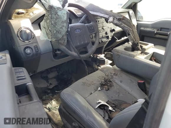 ✅ 2016 Ford F-250 XL • VIN: 1FT7W2A6XGEB04536 • Lot: 79796343. Wystawiony na Copart z przebiegiem Nie podano. Bezpłatny archiwum sprzedaży aukcyjnych z USA i szczegółowy raport historii pojazdu na DreamBid. Zdjęcie 8.