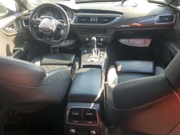 ✅ 2016 Audi S7 • VIN: WAUW2AFC7GN079947 • Лот: 65709985. Опубликован ранее на Copart с пробегом 104 064 миль. Бесплатный доступ к архиву аукционных продаж из США и подробный отчёт об истории автомобиля на DreamBid. Изображение 8.