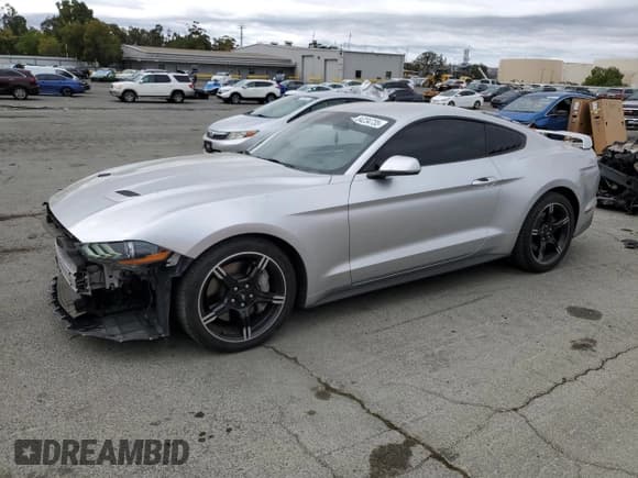 ✅ 2019 Ford Mustang EcoBoost • VIN: 1FA6P8TH9K5158094 • Lot: 84234735. Listed on Copart with 106,548 mi. Free auction sales archive from the USA and detailed vehicle history report at DreamBid. Image 1.