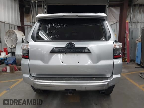 ✅ 2024 Toyota 4Runner TRD Off Road • VIN: JTERU5JR4R6227073 • Лот: 42666050. Опубликован ранее на IAAI с пробегом 29 785 миль. Бесплатный доступ к архиву аукционных продаж из США и подробный отчёт об истории автомобиля на DreamBid. Изображение 16.