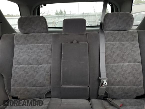 ✅ 2005 Kia Sorento LX • VIN: KNDJD733355334217 • Lot: 86597935. Listed on Copart with 272,892 mi. Free auction sales archive from the USA and detailed vehicle history report at DreamBid. Image 10.