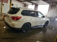 ✅ 2017 Nissan Pathfinder SL • VIN: 5N1DR2MM6HC670786 • Лот: 91899865. Опубликован ранее на Copart с пробегом 104 923 миль. Бесплатный доступ к архиву аукционных продаж из США и подробный отчёт об истории автомобиля на DreamBid. Изображение 3.