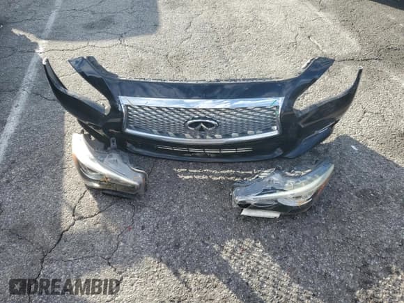 ✅ 2017 Infiniti Q50 Premium • VIN: JN1EV7AP4HM743277 • Lot: 82642625. Listed on Copart with 36,717 mi. Free auction sales archive from the USA and detailed vehicle history report at DreamBid. Image 12.