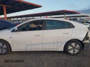 ✅ 2017 Hyundai Ioniq Blue • VIN: KMHC65LC2HU050185 • Lot: 42071522. Wystawiony na IAAI z przebiegiem 105 186 mil. Bezpłatny archiwum sprzedaży aukcyjnych z USA i szczegółowy raport historii pojazdu na DreamBid. Zdjęcie 15.