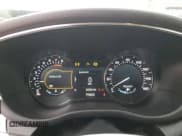 ✅ 2019 Lincoln MKC Standard • VIN: 5LMCJ1D98KUL37318 • Lot: 81398564. Wystawiony na Copart z przebiegiem 35 929 mil. Bezpłatny archiwum sprzedaży aukcyjnych z USA i szczegółowy raport historii pojazdu na DreamBid. Zdjęcie 9.