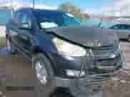 2009 Chevrolet Traverse LS z VIN 1GNER13DX9S175039, wystawiony jako IAAI lot #43450995 z przebiegiem 172 810 mil mil oraz . Historia ofert i sprzedaży dostępna na DreamBid. Obrazek 1.