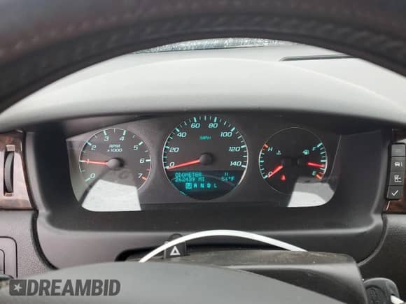 ✅ 2013 Chevrolet Impala LTZ • VIN: 2G1WC5E36D1259984 • Lot: 86337875. Wystawiony na Copart z przebiegiem 262 439 mil. Bezpłatny archiwum sprzedaży aukcyjnych z USA i szczegółowy raport historii pojazdu na DreamBid. Zdjęcie 9.