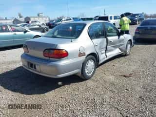 ✅ 2000 Chevrolet Malibu • VIN: 1G1ND52J0Y6294398 • Lot: 41854110. Wystawiony na IAAI z przebiegiem 131 087 mil mil. Skorzystaj z bezpłatnego archiwum sprzedaży aukcyjnych z USA i zobacz szczegółowy raport historii pojazdu na DreamBid. Zdjęcie 4.