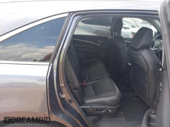 ✅ 2020 Acura MDX Technology • VIN: 5J8YD3H51LL002434 • Лот: 42977459. Опубликован ранее на IAAI с пробегом 123 587 миль. Бесплатный доступ к архиву аукционных продаж из США и подробный отчёт об истории автомобиля на DreamBid. Изображение 8.