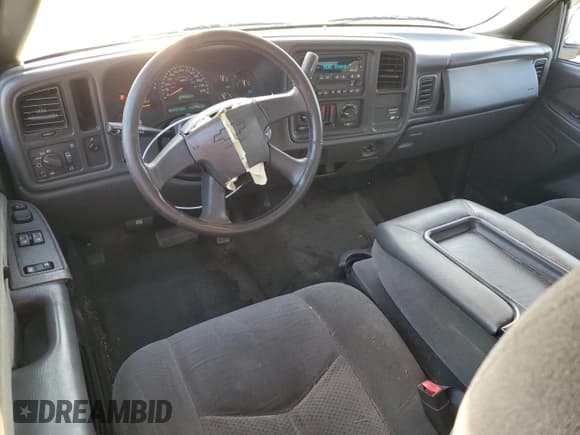 ✅ 2003 Chevrolet Silverado 1500 LS • VIN: 2GCEC19X331195197 • Лот: 76709154. Опубликован ранее на Copart с пробегом 196 254 миль. Бесплатный доступ к архиву аукционных продаж из США и подробный отчёт об истории автомобиля на DreamBid. Изображение 8.
