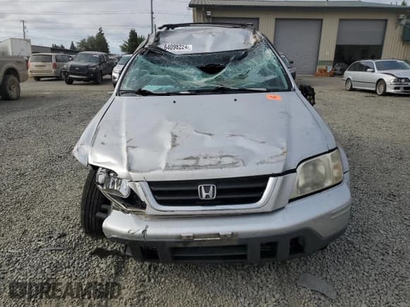 ✅ 2001 Honda CR-V SE • VIN: JHLRD18711C051299 • Lot: 64098224. Wystawiony na Copart z przebiegiem 231 433 mil. Bezpłatny archiwum sprzedaży aukcyjnych z USA i szczegółowy raport historii pojazdu na DreamBid. Zdjęcie 5.