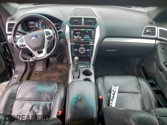 ✅ 2014 Ford Explorer Sport • VIN: 1FM5K8GT1EGA74083 • Lot: 94451835. Wystawiony na Copart z przebiegiem 180 860 mil. Bezpłatny archiwum sprzedaży aukcyjnych z USA i szczegółowy raport historii pojazdu na DreamBid. Zdjęcie 8.