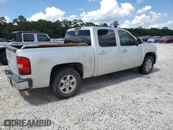 ✅ 2007 Chevrolet Silverado 1500 LS • VIN: 2GCEC13C671704680 • Лот: 60655004. Опубликован ранее на Copart с пробегом Не указан. Бесплатный доступ к архиву аукционных продаж из США и подробный отчёт об истории автомобиля на DreamBid. Изображение 3.