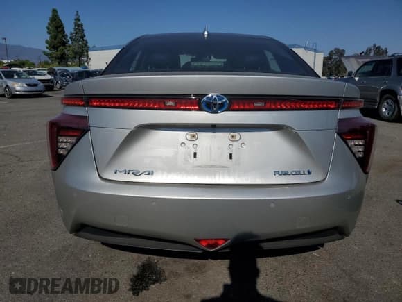 ✅ 2020 Toyota Mirai • VIN: JTDBVRBD2LA007951 • Lot: 81799425. Listed on Copart with 56,645 mi. Free auction sales archive from the USA and detailed vehicle history report at DreamBid. Image 6.