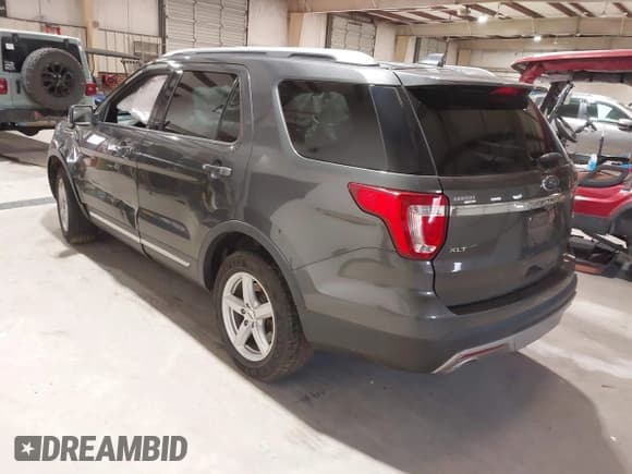 ✅ 2017 Ford Explorer XLT • VIN: 1FM5K8D82HGA53294 • Лот: 43664529. Опубликован ранее на IAAI с пробегом 133 894 миль. Бесплатный доступ к архиву аукционных продаж из США и подробный отчёт об истории автомобиля на DreamBid. Изображение 3.