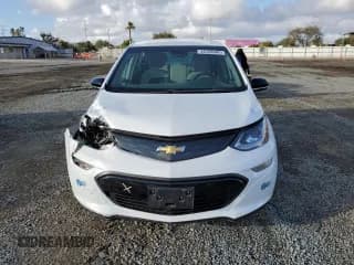✅ 2018 Chevrolet Bolt EV LT • VIN: 1G1FW6S06J4117092 • Lot: 44559605. Wystawiony na Copart z przebiegiem 63 431 mil. Bezpłatny archiwum sprzedaży aukcyjnych z USA i szczegółowy raport historii pojazdu na DreamBid. Zdjęcie 5.