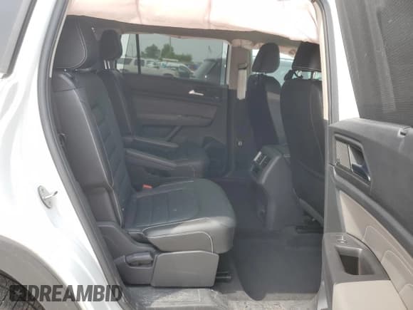 ✅ 2022 Volkswagen Atlas SEL Premium R-Line • VIN: 1V2FR2CA3NC563354 • Lot: 67376745. Listed on Copart with 38,115 mi. Free auction sales archive from the USA and detailed vehicle history report at DreamBid. Image 11.