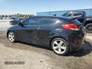 ✅ 2014 Hyundai Veloster • VIN: KMHTC6AD0EU207850 • Lot: 46986695. Wystawiony na Copart z przebiegiem 138 024 mil. Bezpłatny archiwum sprzedaży aukcyjnych z USA i szczegółowy raport historii pojazdu na DreamBid. Zdjęcie 2.