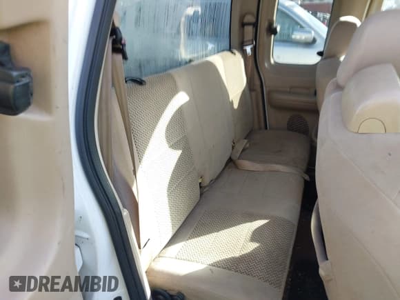 ✅ 2002 Ford F-150 XL • VIN: 1FTRX17WX2KE03400 • Lot: 43736979. Listed on IAAI with 243,950 mi. Free auction sales archive from the USA and detailed vehicle history report at DreamBid. Image 8.