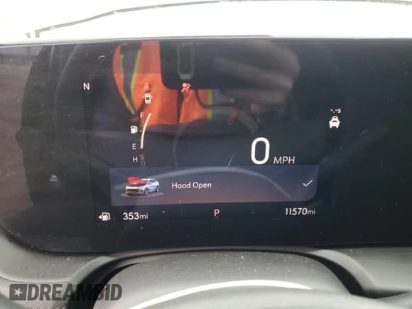 ✅ 2025 Buick Encore GX Sport Touring • VIN: KL4AMDSL4SB020373 • Lot: 86642825. Listed on Copart with 11,570 mi. Free auction sales archive from the USA and detailed vehicle history report at DreamBid. Image 9.