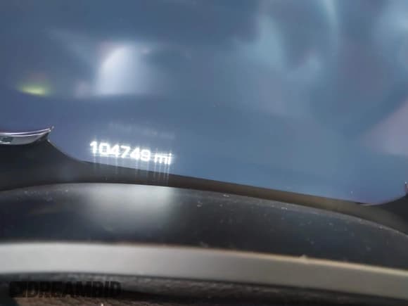 ✅ 2018 Cadillac Escalade Luxury • VIN: 1GYS3BKJ1JR136873 • Лот: 43663003. Опубликован ранее на IAAI с пробегом 104 749 миль. Бесплатный доступ к архиву аукционных продаж из США и подробный отчёт об истории автомобиля на DreamBid. Изображение 7.