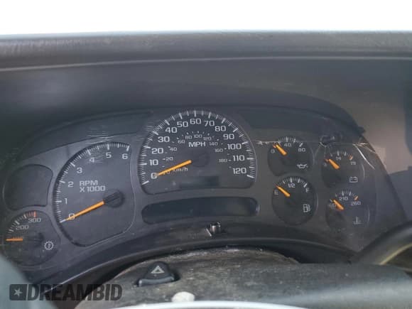✅ 2004 Chevrolet Silverado 2500HD LS • VIN: 1GCHK23U04F167615 • Lot: 80763805. Wystawiony na Copart z przebiegiem Nie podano. Bezpłatny archiwum sprzedaży aukcyjnych z USA i szczegółowy raport historii pojazdu na DreamBid. Zdjęcie 9.