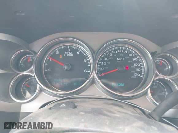 2012 Chevrolet Silverado 1500 LT with VIN 1GCRKSE09CZ267210, listed as a IAAI auction lot 42498220 with 171,624 mi miles and . Bid and sale history available at DreamBid. Image 7.