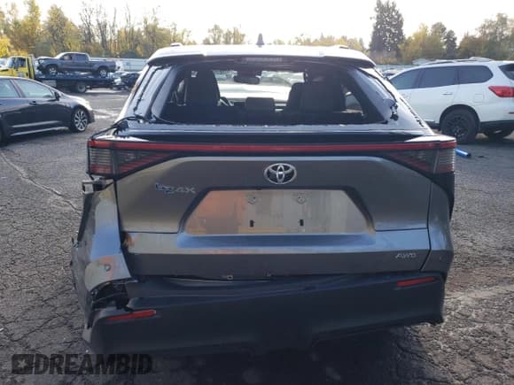 ✅ 2023 Toyota bZ4X XLE • VIN: JTMABACA7PA021943 • Лот: 74597703. Опубликован ранее на Copart с пробегом Не указан. Бесплатный доступ к архиву аукционных продаж из США и подробный отчёт об истории автомобиля на DreamBid. Изображение 6.