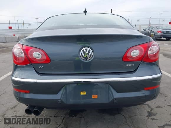 ✅ 2010 Volkswagen CC Luxury • VIN: WVWHP7AN5AE548744 • Lot: 43680934. Wystawiony na IAAI z przebiegiem 115 148 mil. Bezpłatny archiwum sprzedaży aukcyjnych z USA i szczegółowy raport historii pojazdu na DreamBid. Zdjęcie 17.