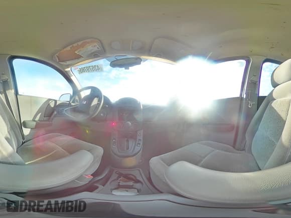 ✅ 2003 Saturn VUE • VIN: 5GZCZ53B53S908481 • Lot: 43579765. Wystawiony na Copart z przebiegiem 190 565 mil. Bezpłatny archiwum sprzedaży aukcyjnych z USA i szczegółowy raport historii pojazdu na DreamBid. Zdjęcie 14.