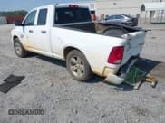 ✅ 2019 Ram 1500 Express • VIN: 1C6RR7FG9KS623965 • Lot: 43250446. Wystawiony na IAAI z przebiegiem 118 910 mil. Bezpłatny archiwum sprzedaży aukcyjnych z USA i szczegółowy raport historii pojazdu na DreamBid. Zdjęcie 3.