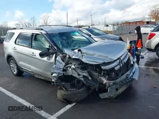 ✅ 2014 Ford Explorer XLT • VIN: 1FM5K7D88EGA91702 • Lot: 43763841. Wystawiony na IAAI z przebiegiem Nie podano. Bezpłatny archiwum sprzedaży aukcyjnych z USA i szczegółowy raport historii pojazdu na DreamBid. Zdjęcie 1.