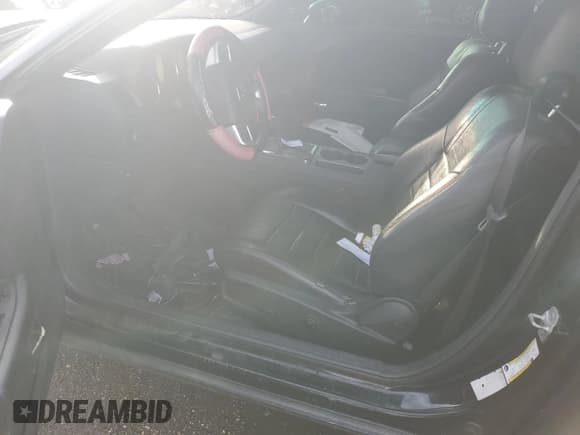 ✅ 2013 Dodge Challenger R/T • VIN: 2C3CDYBT8DH500520 • Lot: 83372104. Wystawiony na Copart z przebiegiem 176 912 mil. Bezpłatny archiwum sprzedaży aukcyjnych z USA i szczegółowy raport historii pojazdu na DreamBid. Zdjęcie 7.