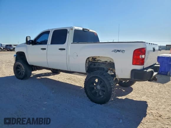 ✅ 2011 Chevrolet Silverado 2500HD LT • VIN: 1GC1KXCG9BF247713 • Лот: 96453295. Опубликован ранее на Copart с пробегом 252 896 миль. Бесплатный доступ к архиву аукционных продаж из США и подробный отчёт об истории автомобиля на DreamBid. Изображение 2.