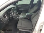 ✅ 2016 Dodge Charger SE • VIN: 2C3CDXBG6GH242130 • Lot: 70006235. Wystawiony na Copart z przebiegiem 159 225 mil. Bezpłatny archiwum sprzedaży aukcyjnych z USA i szczegółowy raport historii pojazdu na DreamBid. Zdjęcie 7.