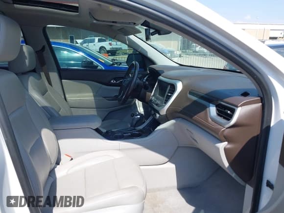 ✅ 2018 GMC Acadia SLT • VIN: 1GKKNMLA2JZ121068 • Lot: 43252389. Listed on IAAI with 185,092 mi. Free auction sales archive from the USA and detailed vehicle history report at DreamBid. Image 5.