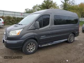 ✅ 2015 Ford Transit • VIN: 1FTNE1ZG9FKA13081 • Lot: 84429405. Wystawiony na Copart z przebiegiem 126 718 mil. Bezpłatny archiwum sprzedaży aukcyjnych z USA i szczegółowy raport historii pojazdu na DreamBid. Zdjęcie 1.