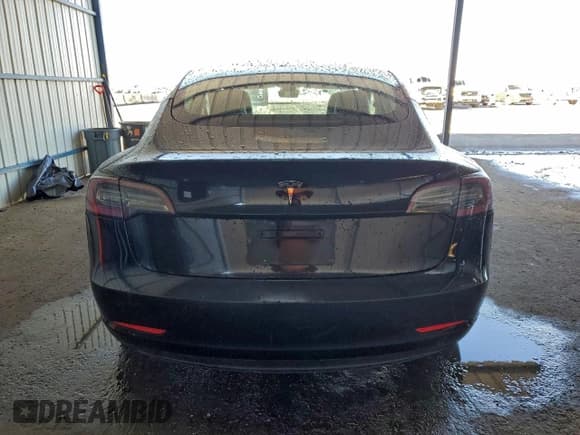 ✅ 2021 Tesla Model 3 Standard Range Plus • VIN: 5YJ3E1EA0MF099058 • Lot: 94305285. Wystawiony na Copart z przebiegiem 164 272 mil. Bezpłatny archiwum sprzedaży aukcyjnych z USA i szczegółowy raport historii pojazdu na DreamBid. Zdjęcie 6.