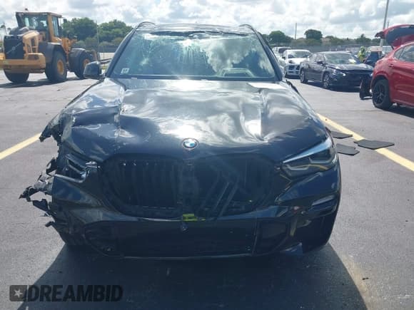 ✅ 2020 BMW X5 sDrive40i • VIN: 5UXCR4C04LLW64471 • Lot: 42581163. Wystawiony na IAAI z przebiegiem 73 887 mil. Bezpłatny archiwum sprzedaży aukcyjnych z USA i szczegółowy raport historii pojazdu na DreamBid. Zdjęcie 12.